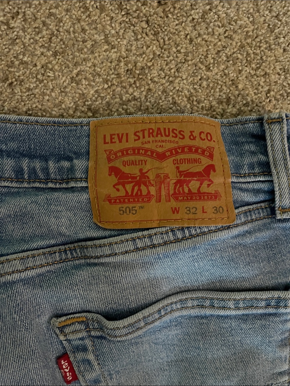 Levi's Light Wash Men's Slim Straight Jeans